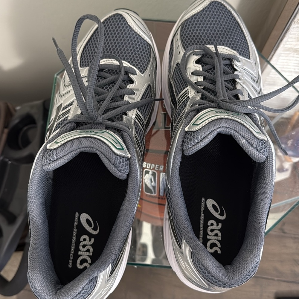 ASICS GEL KAYANO 14 - Picture 6 of 7